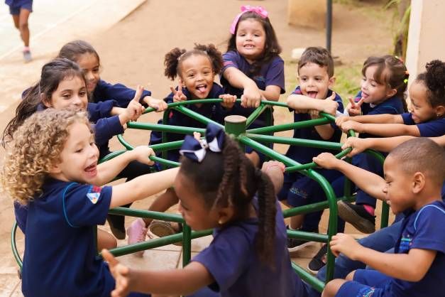 centros educacionais: maria helena